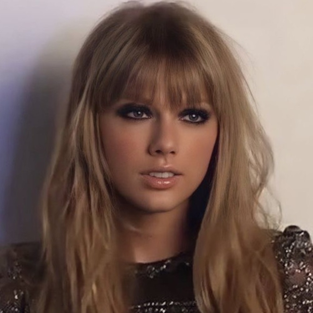 Meet your Posher, Ella